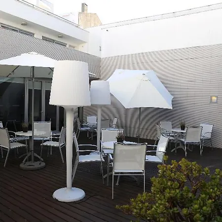 Hotel Praia Hotel 4*